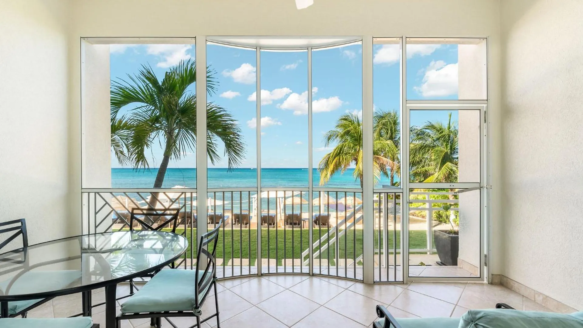 South Bay 7- 2 Bedroom 2 Bathroom Unit Seven Mile Beach